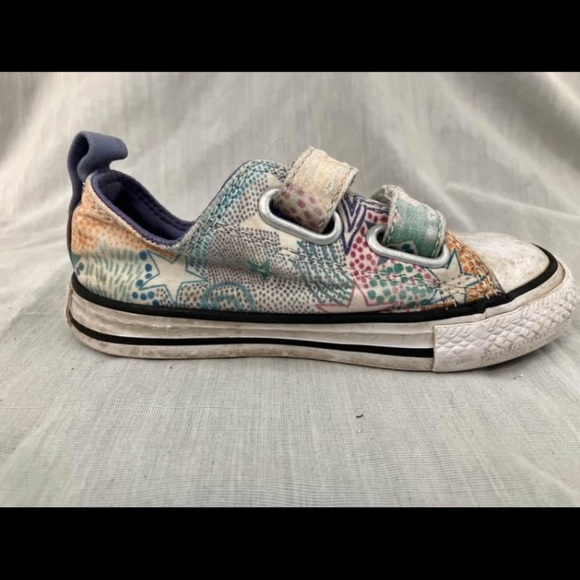 Toddler size 7 Converse Kids' Multicolor All Star Shoes - Picture 3 of 10
